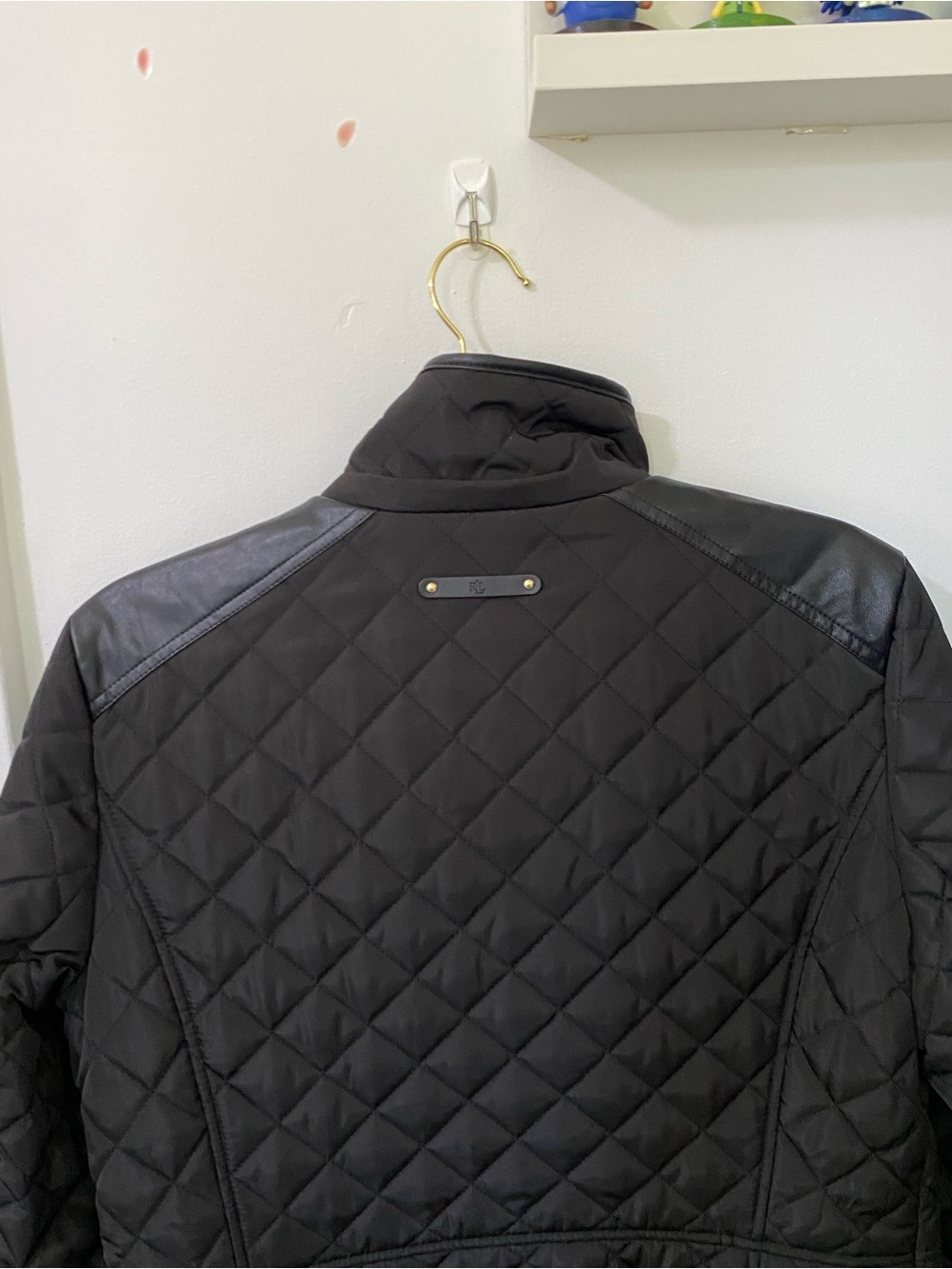 Ralph Lauren Crest-Patch Quilted Funnelneck Jacket - Picture 6 of 8